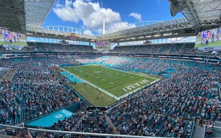 联赛体制下,专业媒体探,讨实力至上,LiveScore,即时足球比分,赛程与比赛结果