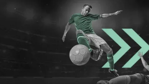 19岁菲将遇世四高手网前高招，截击瞬间失守佩古拉惊艳亮相