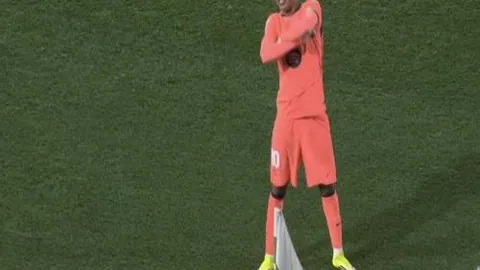 曼城客场不敌尤文，连败之下两场硬仗在即，16强席位前景堪忧